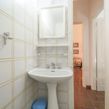 Apartment Trilocale Berbene - Goelba *